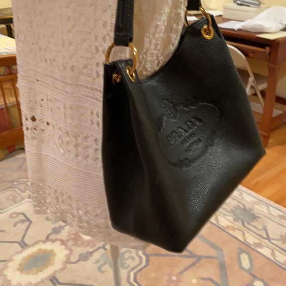 COPY - PRADA leather shoulder bag . - Picture 4 of 13